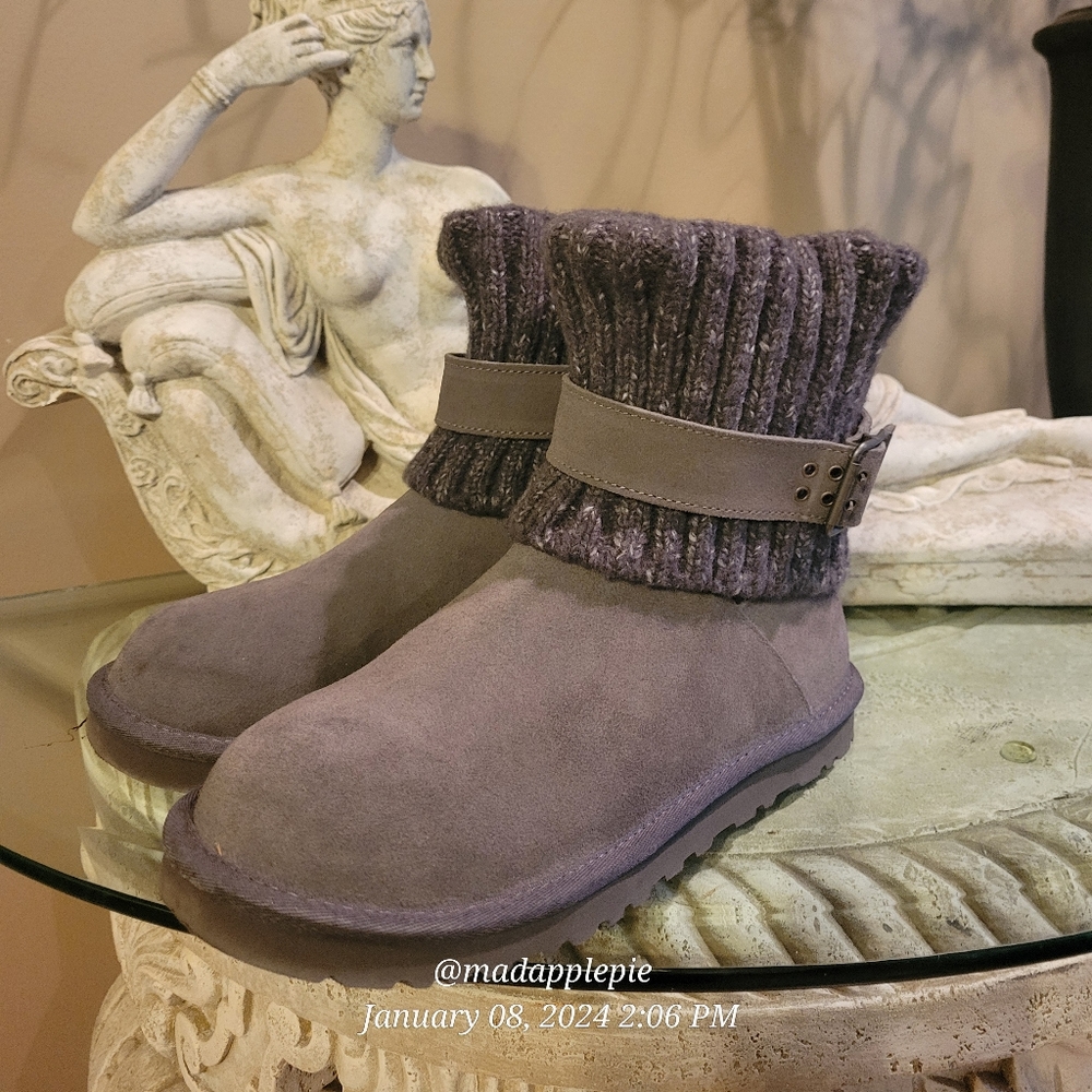 Ugg Cambridge Suede Leather Boot SN 1006013 Cardigan Cuff Size 7 NWT #686 - Picture 3 of 14